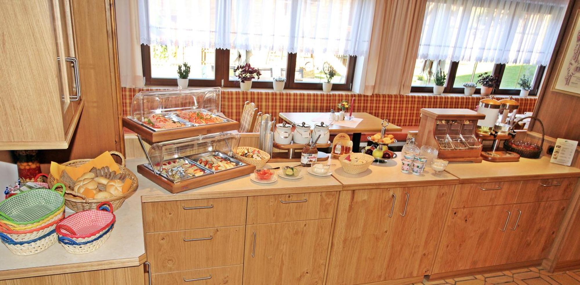 Das Kleine Berghotel Liesing Ngoại thất bức ảnh